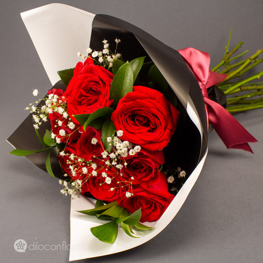 Dulzura roja [12 rosas rojas]